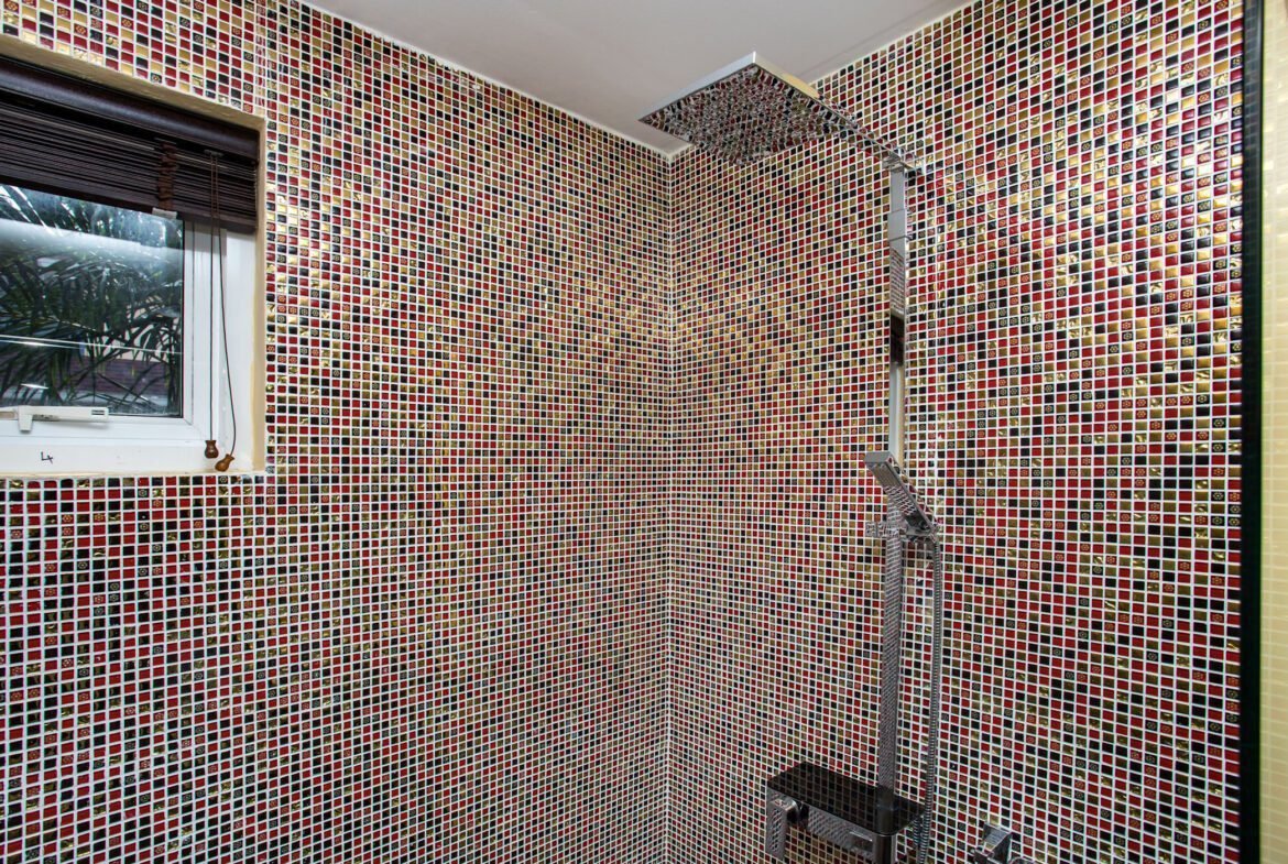 1170