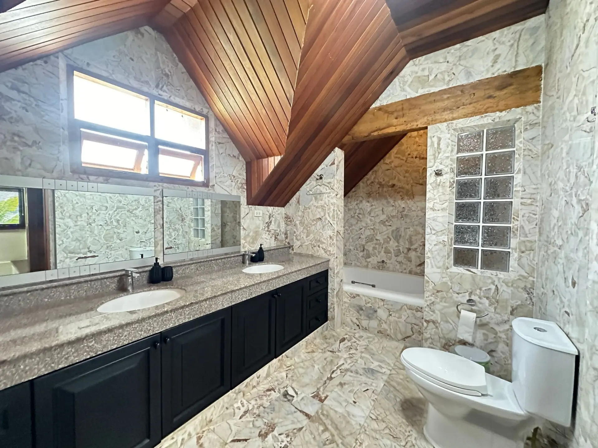 WhatsApp Image 2024-04-23 at 4.22.11 PM (1)