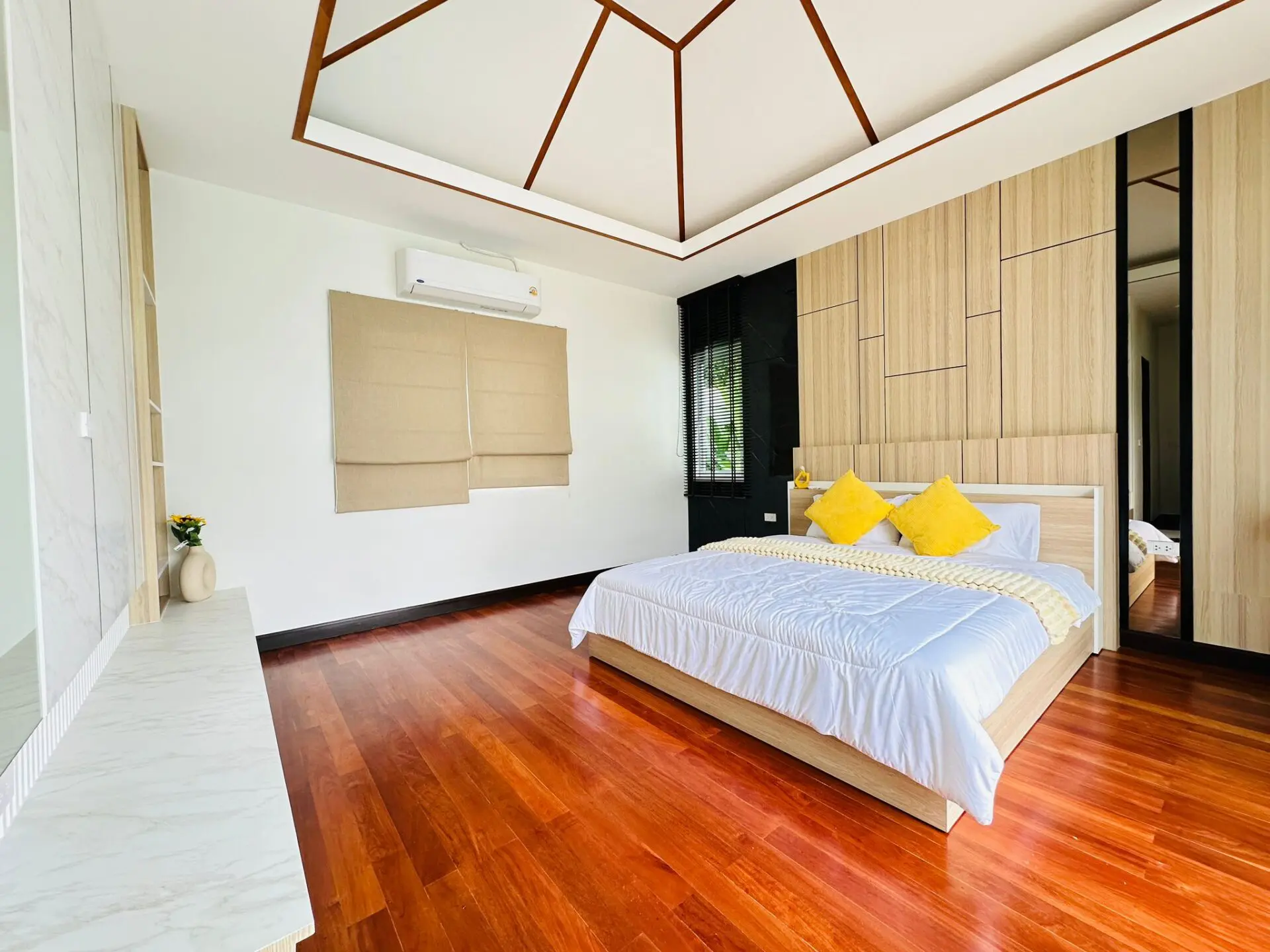 WhatsApp Image 2024-10-15 at 4.03.17 PM (2)