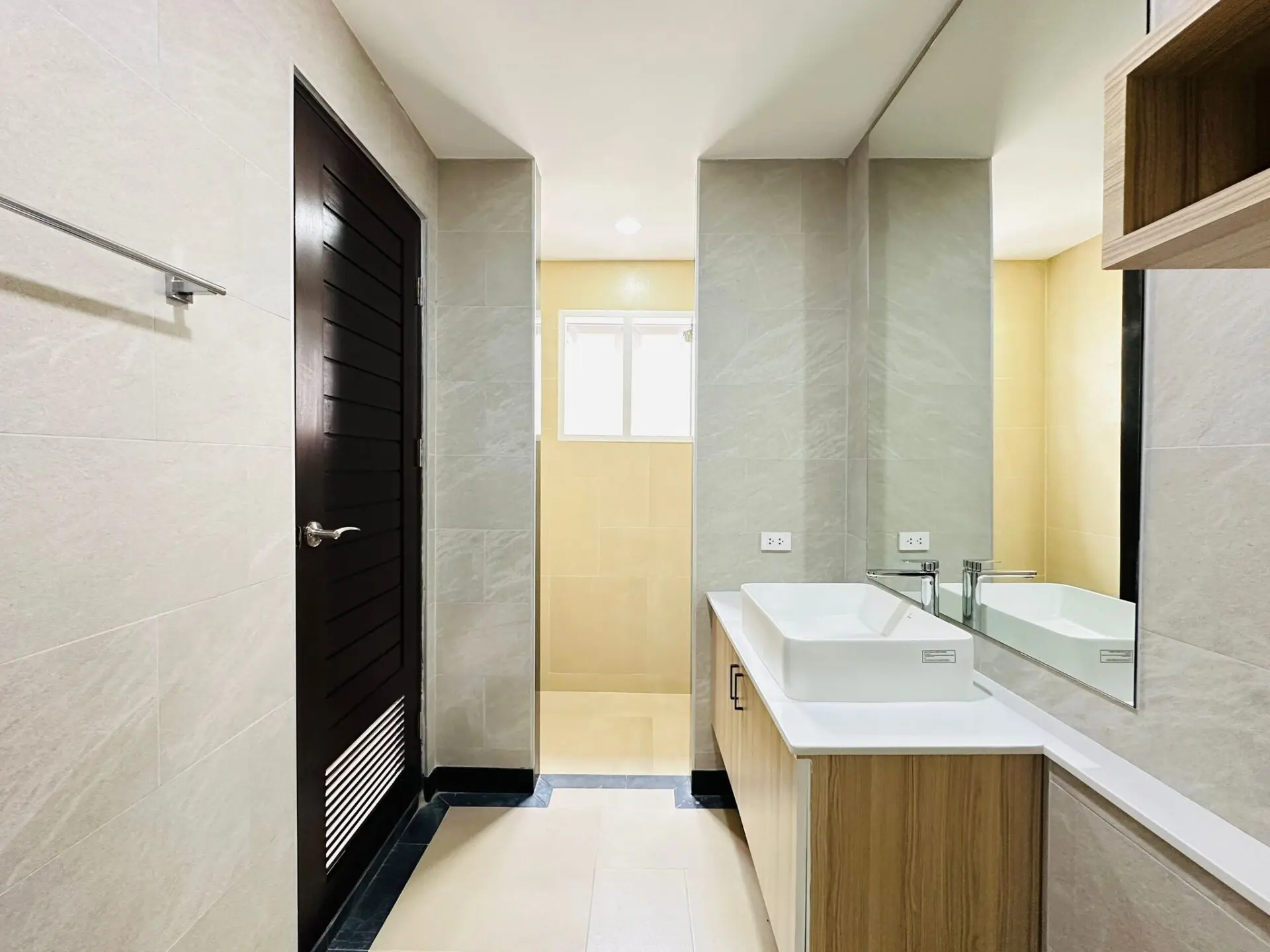 WhatsApp Image 2024-10-15 at 4.03.20 PM (1)