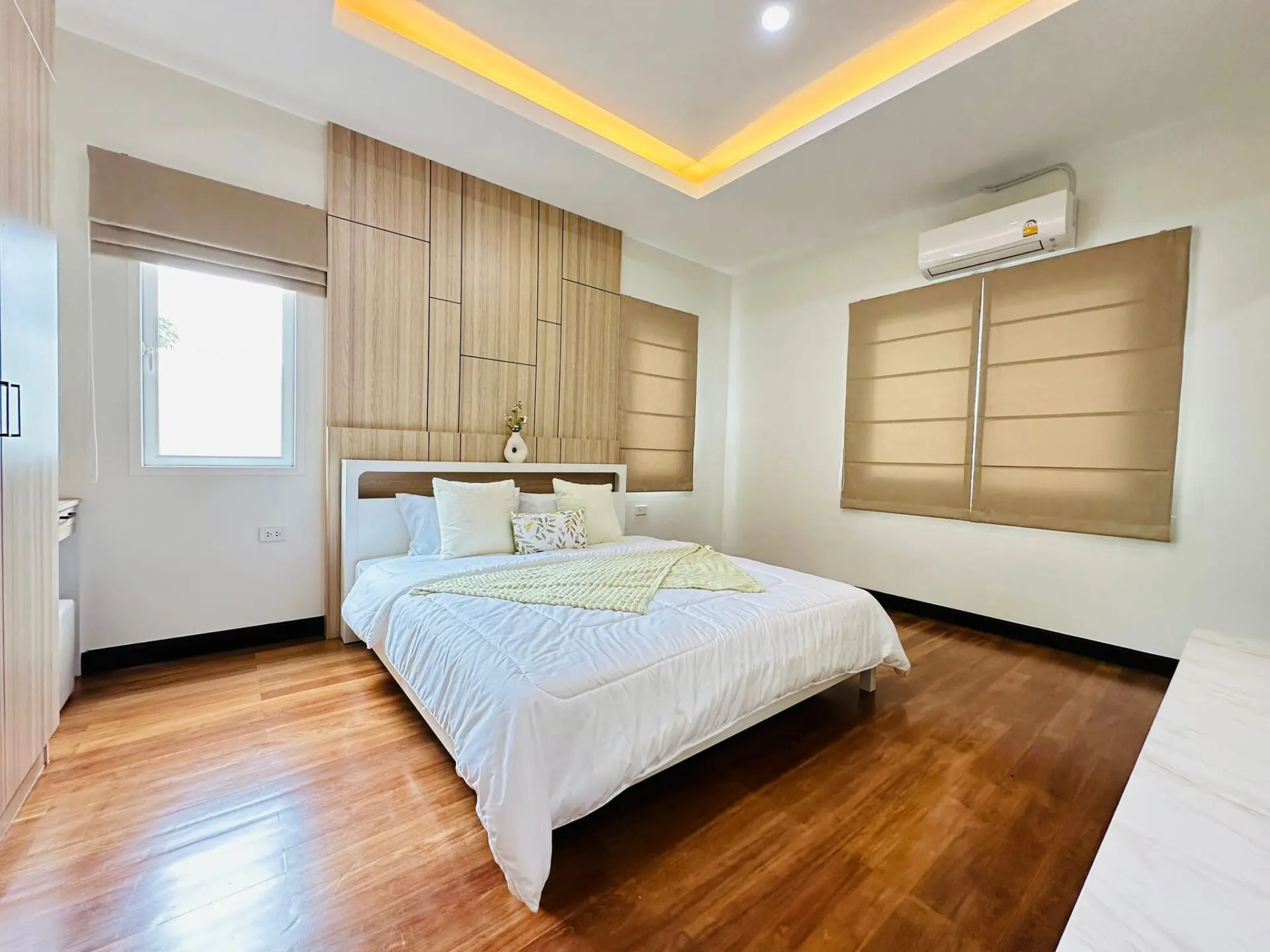 WhatsApp Image 2024-10-15 at 4.03.21 PM (1)