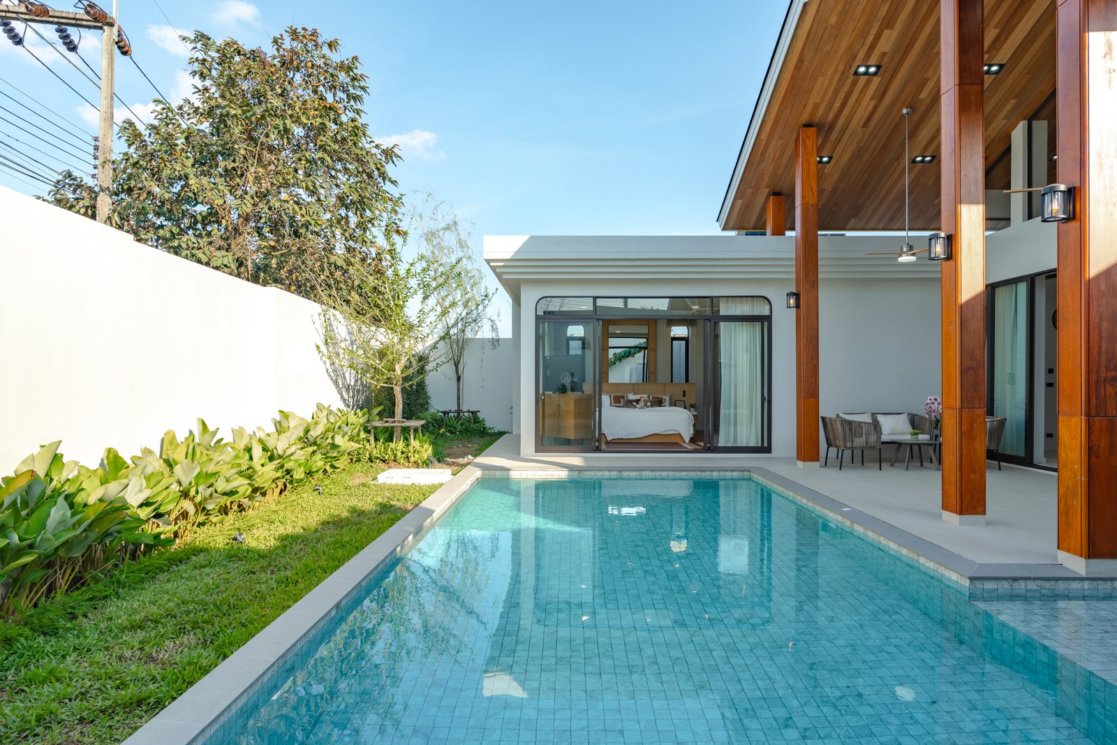 27-Pool Deck
