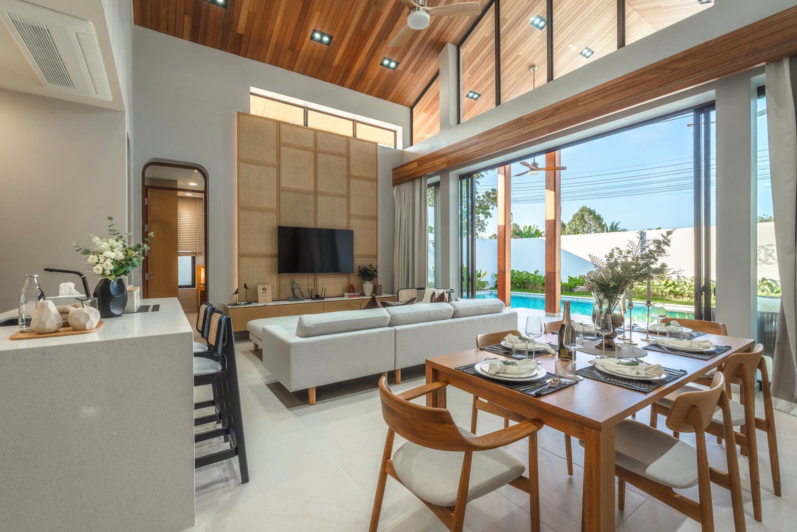 9-Open Plan Living