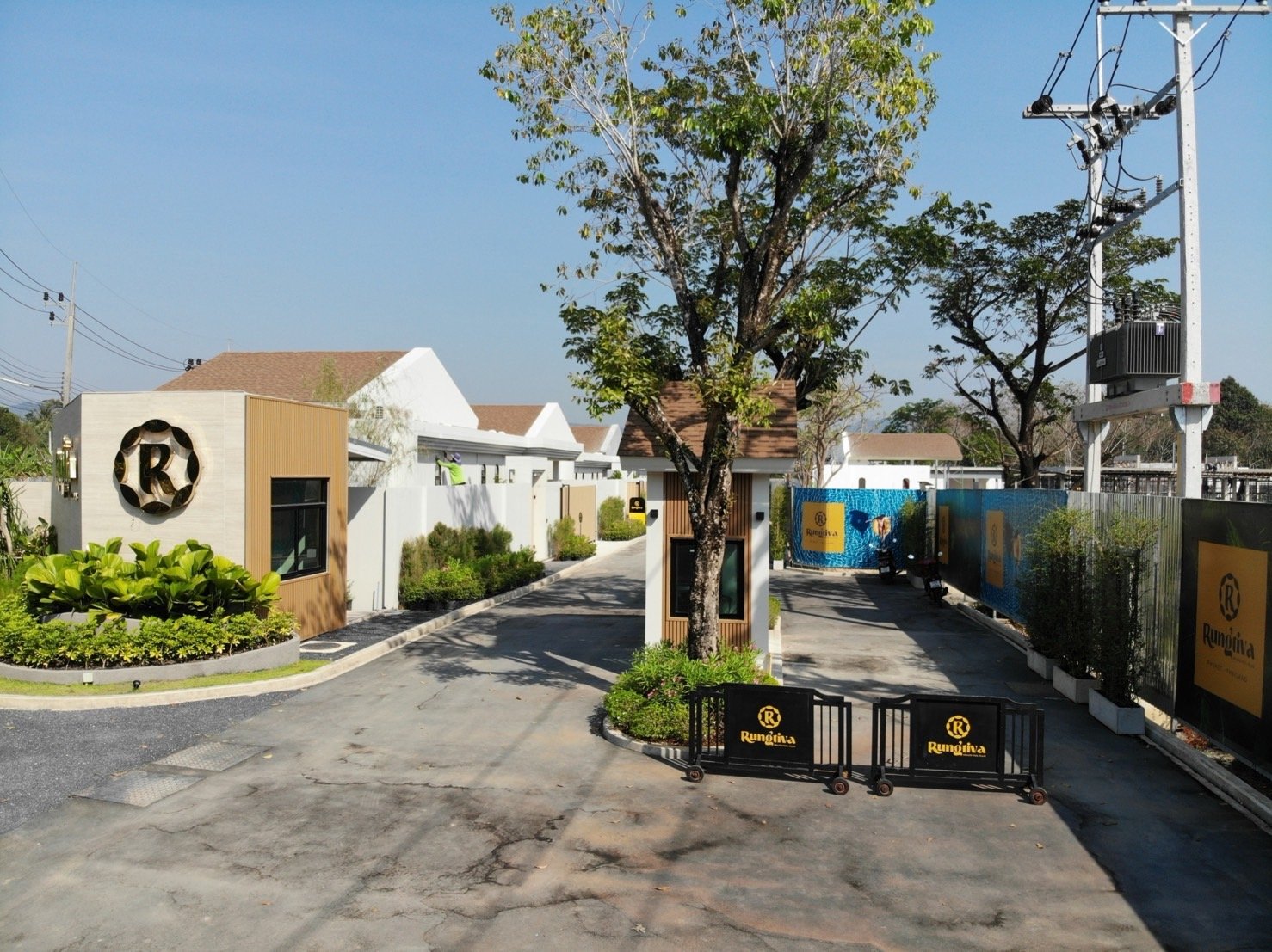 Main Entrance (1)