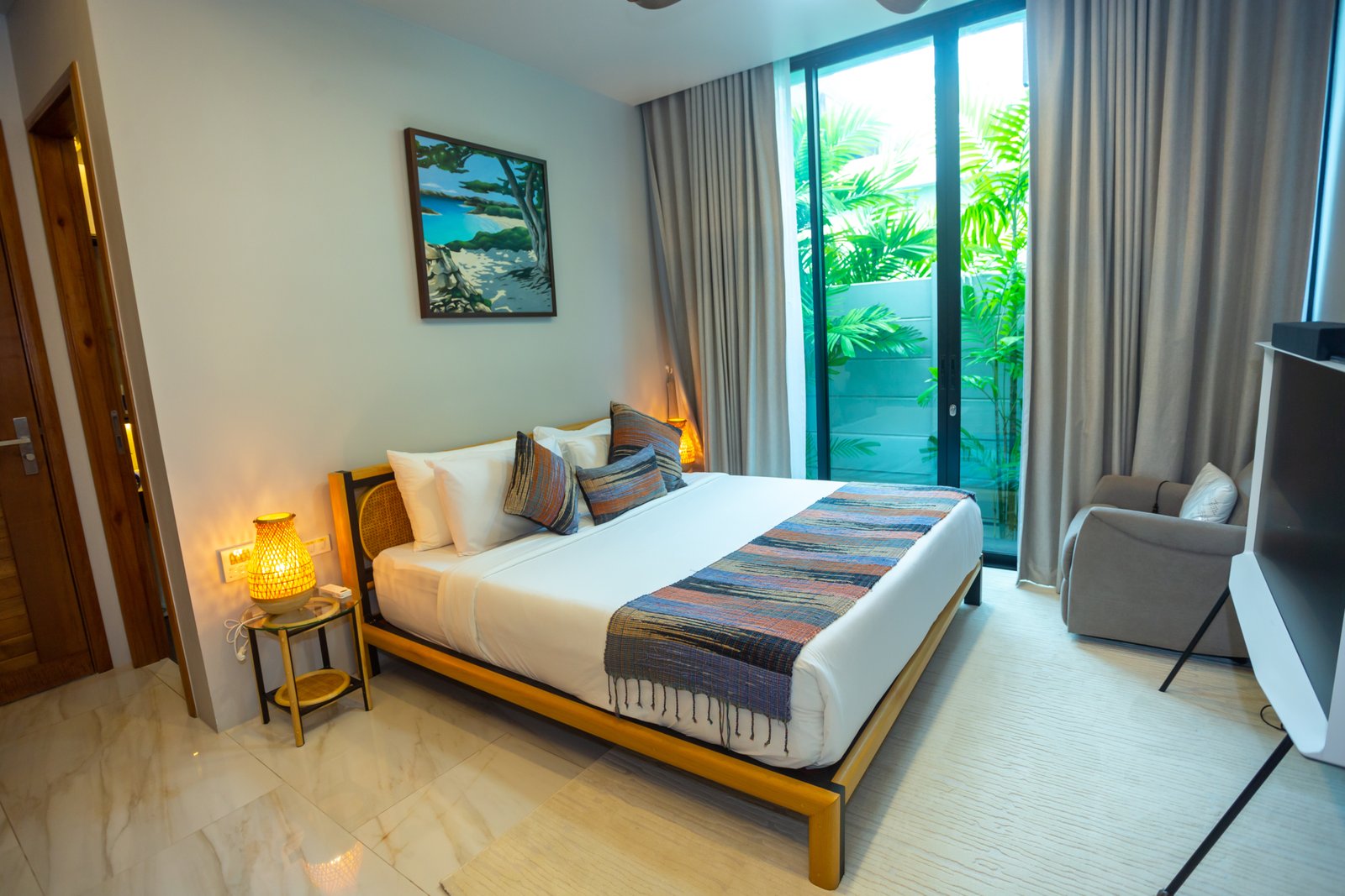 LUXURY POOL VILLA FOR SALE | NAI HARN BAAN BUAL ESTATE | 36,900,000 THB