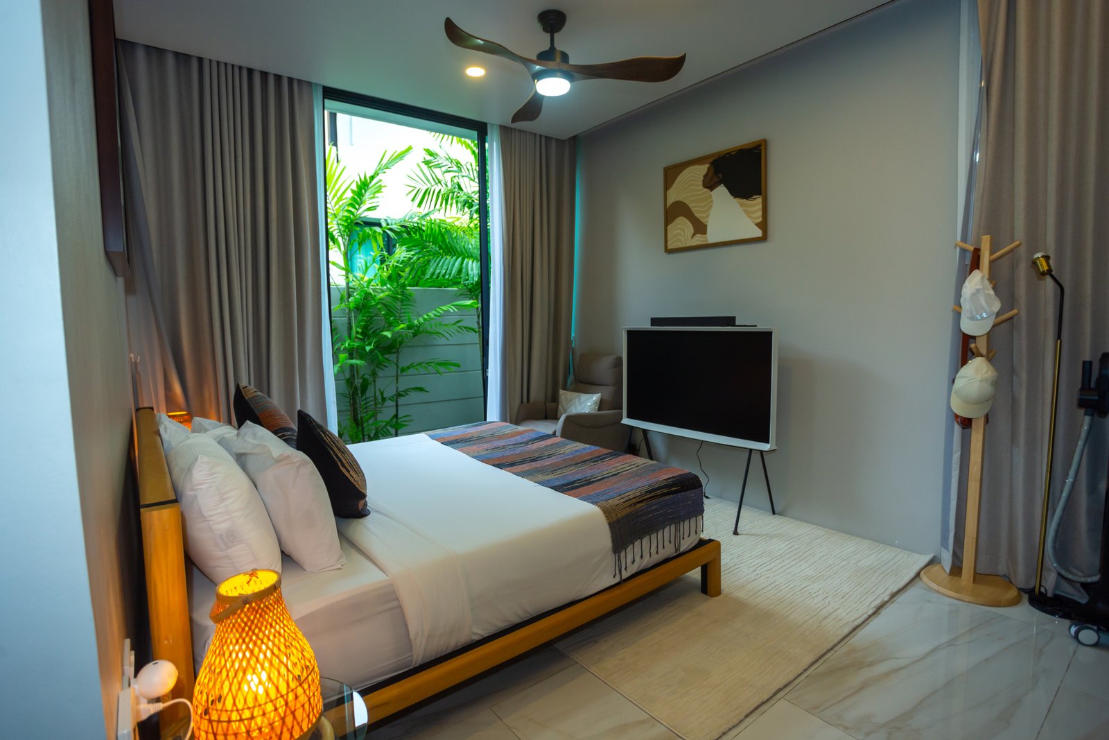 LUXURY POOL VILLA FOR SALE | NAI HARN BAAN BUAL ESTATE | 36,900,000 THB