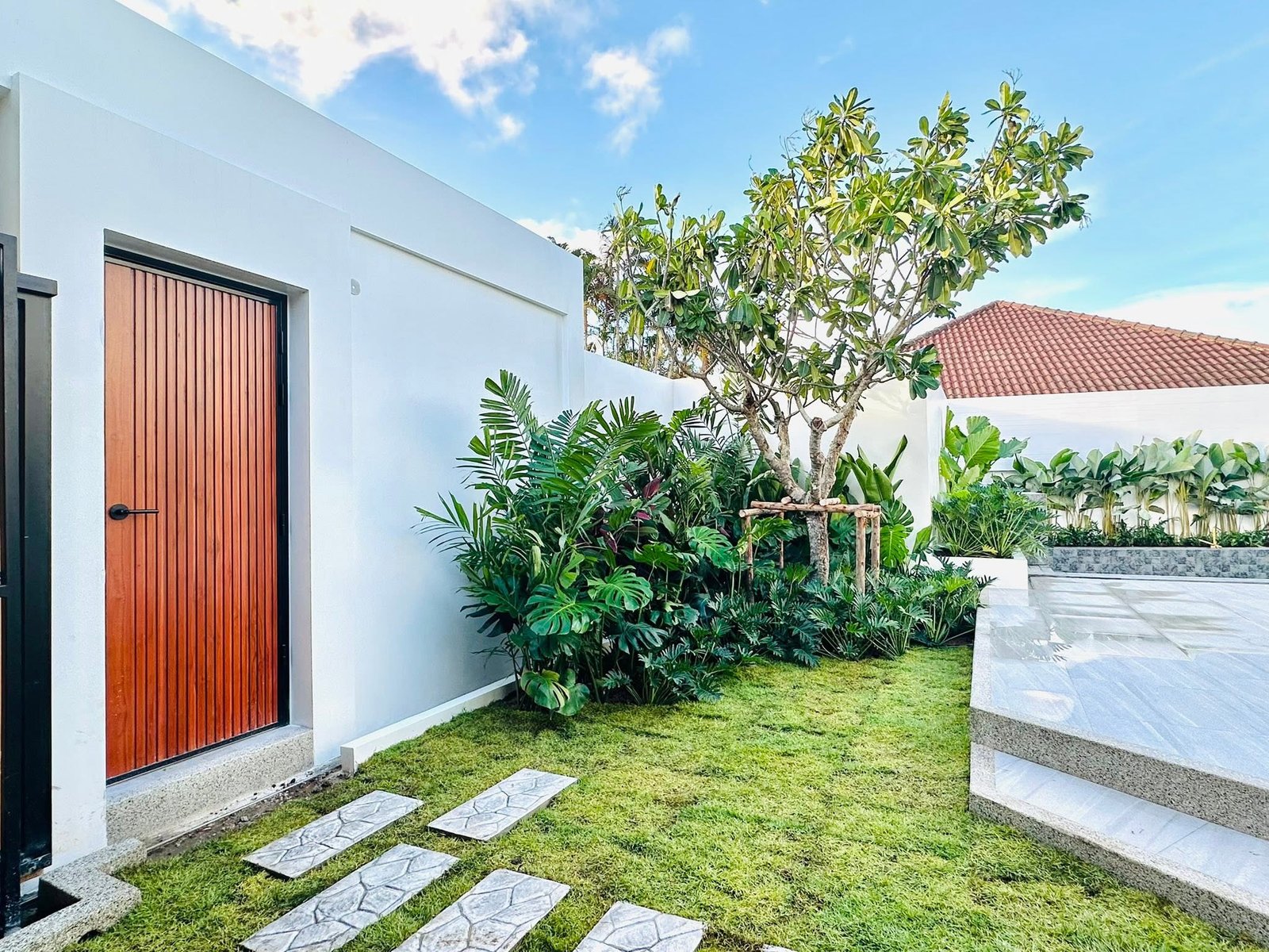 LUXURY POOL VILLA | PRIME PHUKET LOCATION