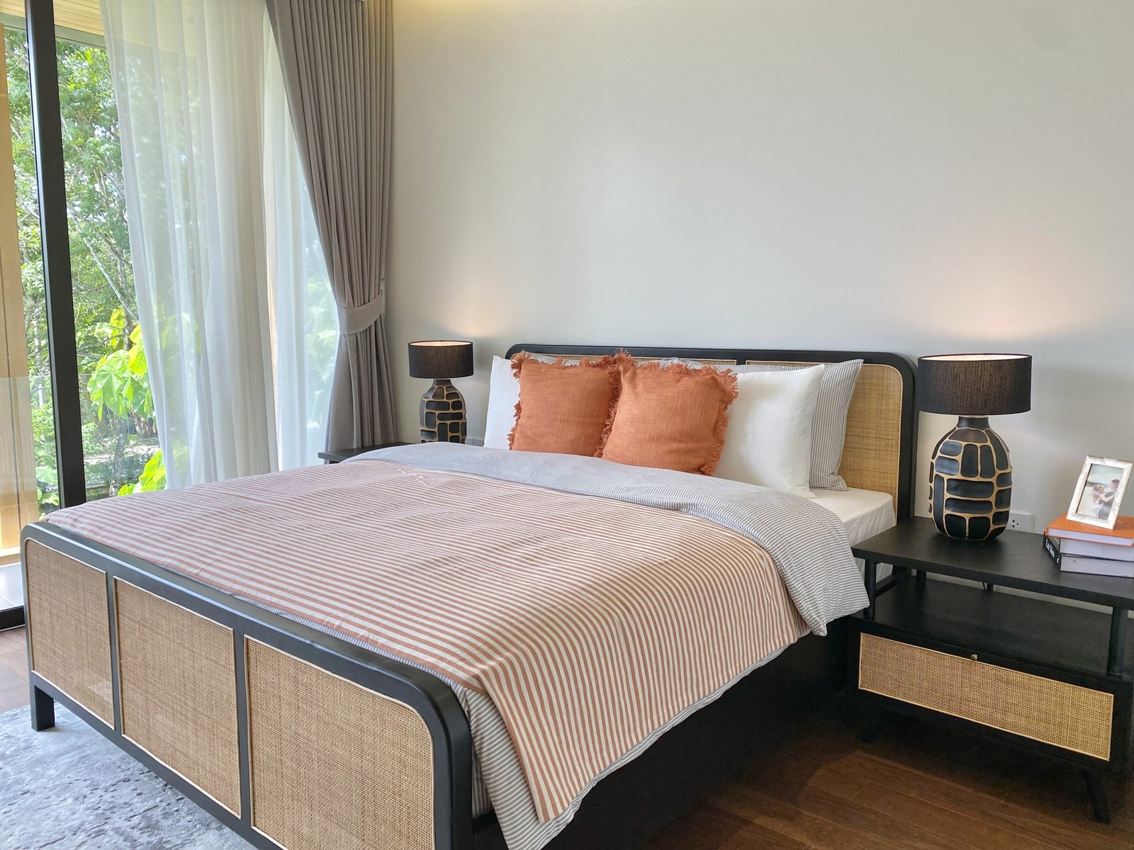 THE BAYA — An Exclusive Collection of 3 Architectural Villas in Si Sunthon, Phuket