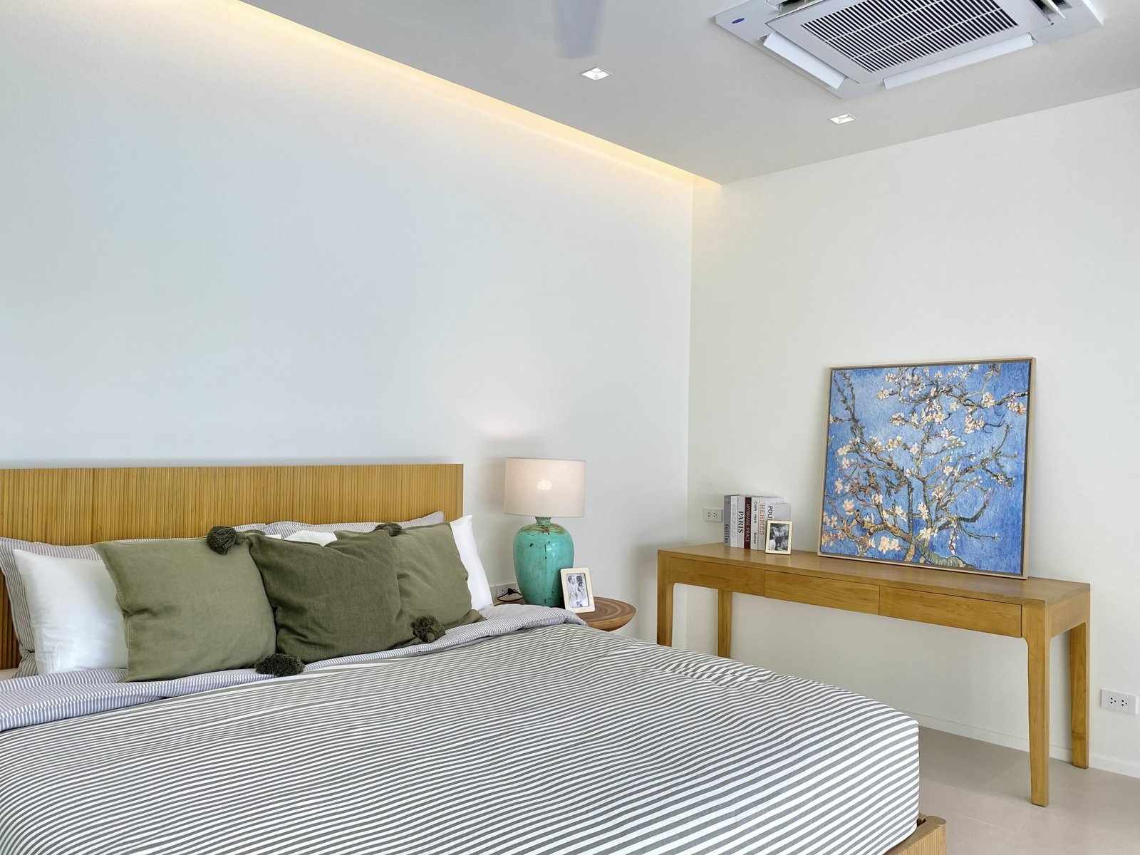 THE BAYA — An Exclusive Collection of 3 Architectural Villas in Si Sunthon, Phuket