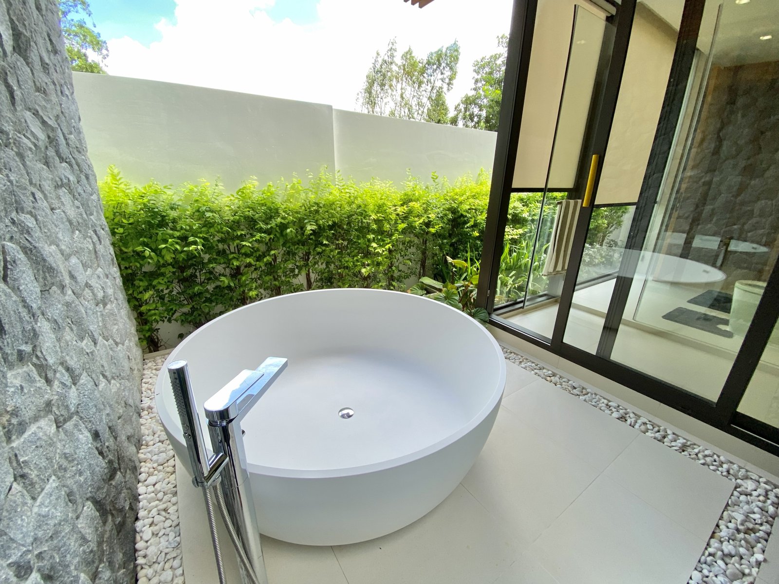 THE BAYA — An Exclusive Collection of 3 Architectural Villas in Si Sunthon, Phuket